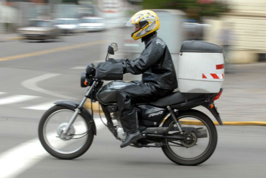 Prefeitura define o Dia do Moto-entregador