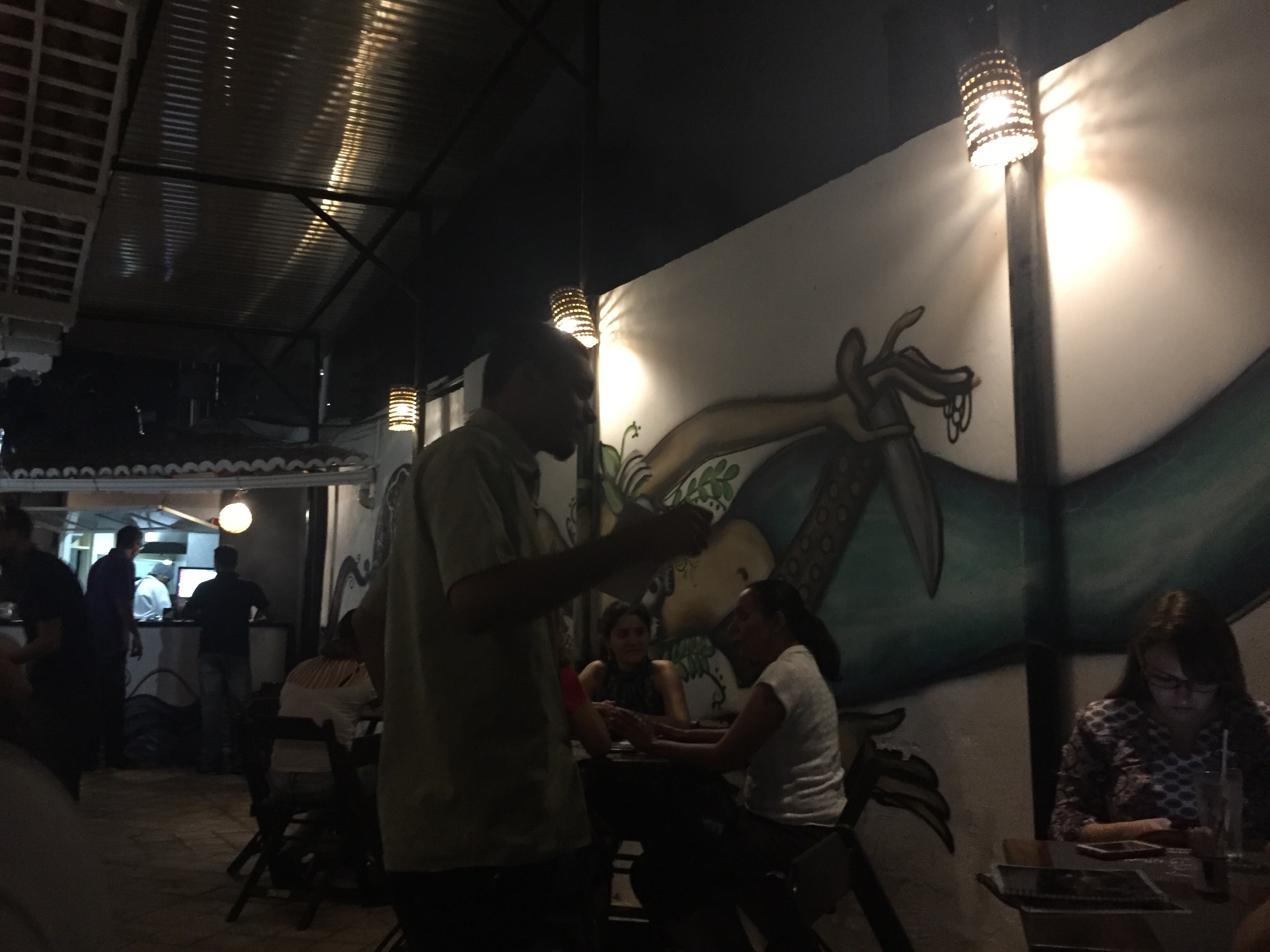 Um poeta no meio das ruas de Petrópolis