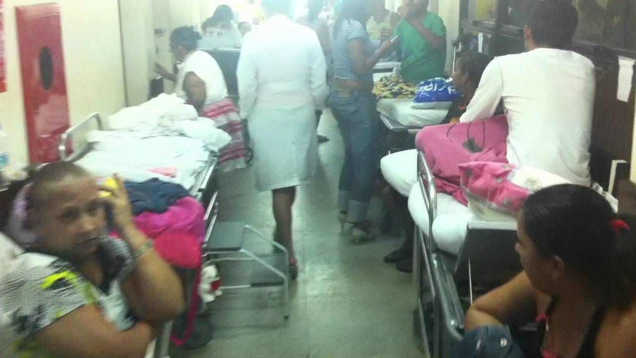 Média de pacientes em macas nos hospitais aumentou em 2016