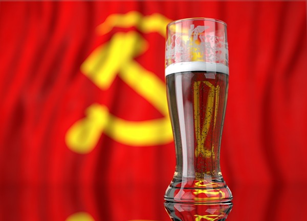 Natalenses criam cervejas comunistas