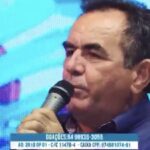 cobrar dívida em uma live