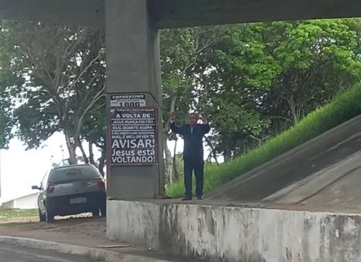 pregador Ponta Negra