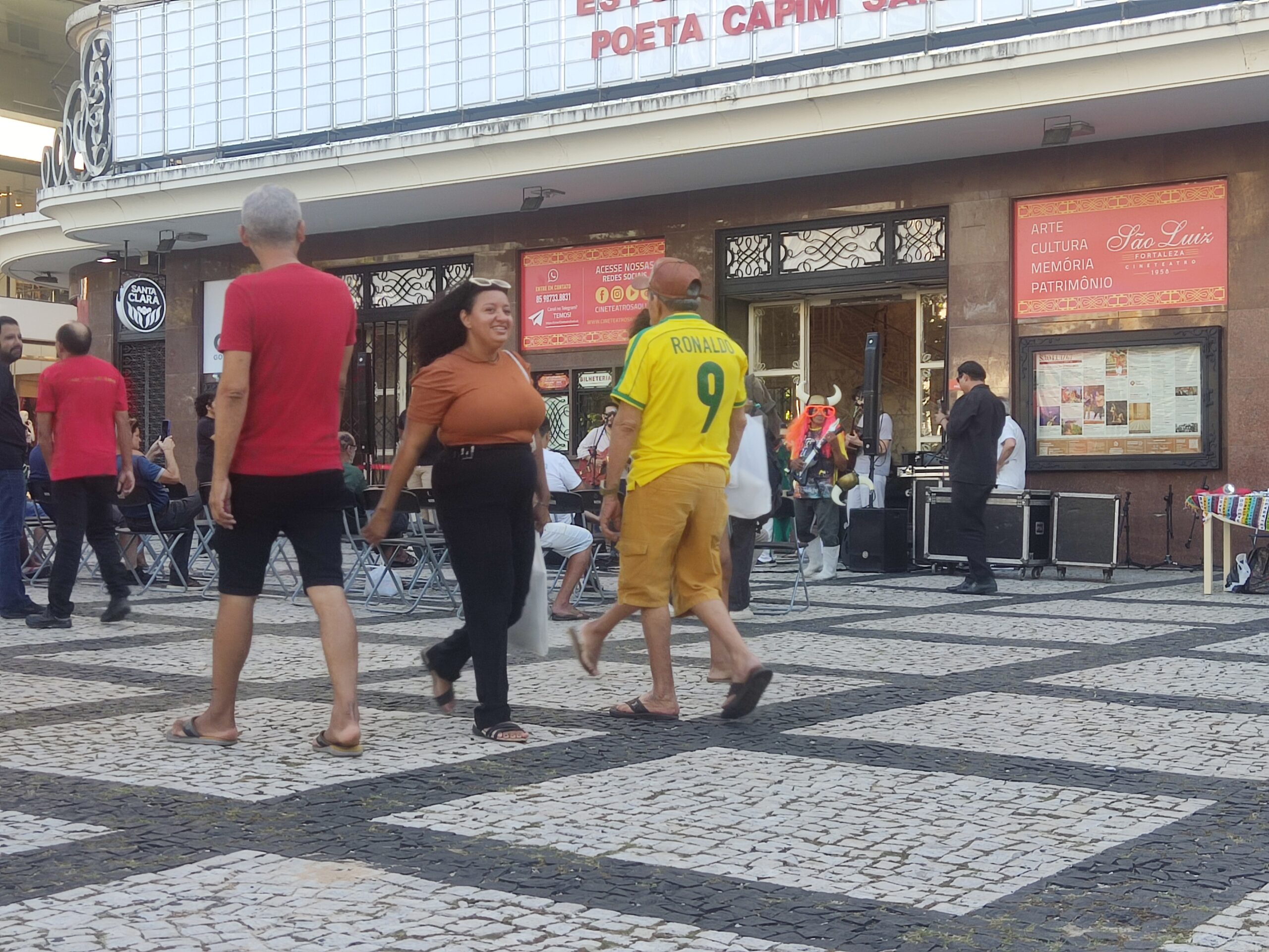 Cine São Luiz não é apenas um cinema de rua em Fortaleza
