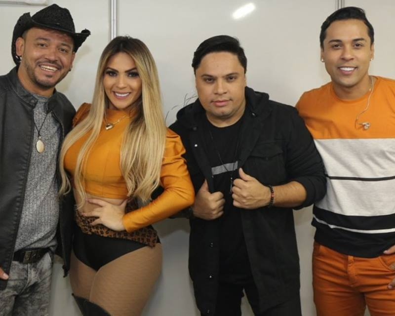 Cavaleiros do Forró